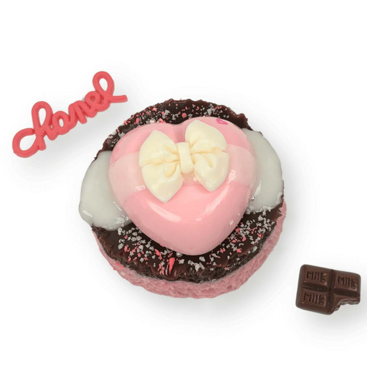 yoyosquishy-Chocolate Heart Cake Squishy Toy