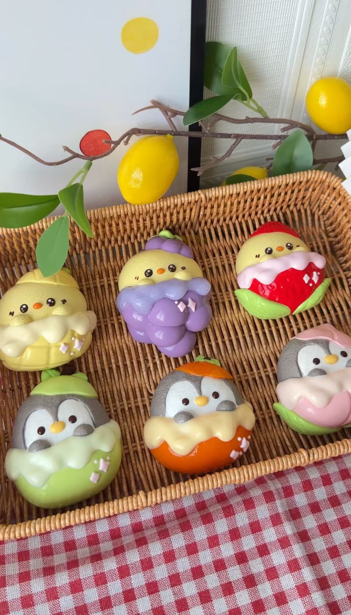 YOYOSQUISHY Fruit Party Series Blind Box 🍓🍊🍇🎁 – yoyosquishy